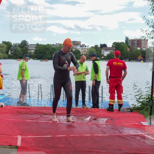 16.06.2024 - 7 Türme Triathlon KatJ http://msf.ph/oto/6315539 16.06.2024 11:24:37 Schwimmen 161, 257 meine-sportfotos.de