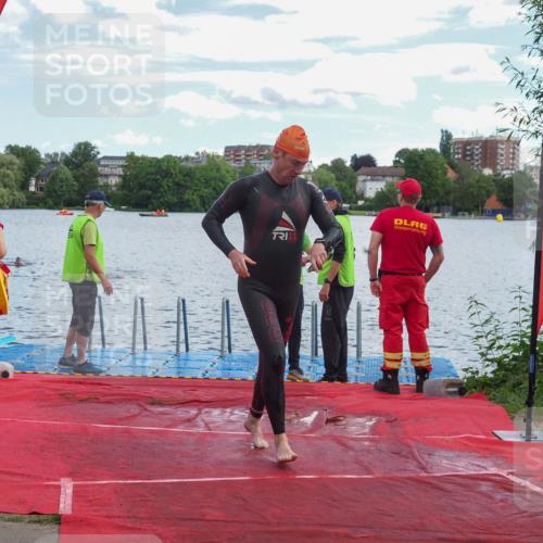 16.06.2024 - 7 Türme Triathlon KatJ http://msf.ph/oto/6315547 16.06.2024 11:24:38 Schwimmen 161, 257 meine-sportfotos.de