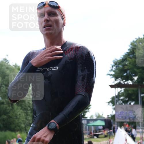 16.06.2024 - 26. Vierlanden-Triathlon Lena Gebhardt http://msf.ph/oto/6315627 16.06.2024 09:51:06 Schwimmen 2, 2 meine-sportfotos.de