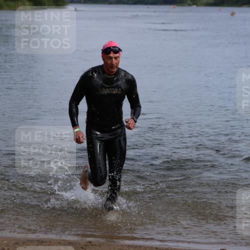 16.06.2024 - 26. Vierlanden-Triathlon Strokosch-Dieckow http://msf.ph/oto/6315679 16.06.2024 10:01:21 Schwimmen 149, 209, 218, 149, 209, 218 meine-sportfotos.de