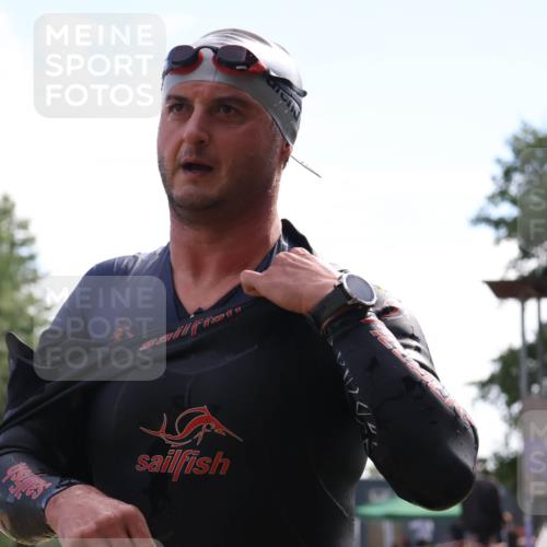 16.06.2024 - 26. Vierlanden-Triathlon Lena Gebhardt http://msf.ph/oto/6315747 16.06.2024 09:52:00 Schwimmen 63, 63 meine-sportfotos.de