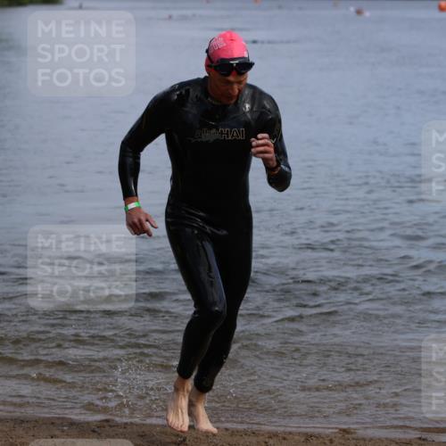 16.06.2024 - 26. Vierlanden-Triathlon Strokosch-Dieckow http://msf.ph/oto/6315771 16.06.2024 10:01:22 Schwimmen 149, 209, 218, 149, 209, 218 meine-sportfotos.de