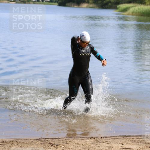 16.06.2024 - 26. Vierlanden-Triathlon Strokosch-Dieckow http://msf.ph/oto/6315787 16.06.2024 10:02:43 Schwimmen 226, 226 meine-sportfotos.de