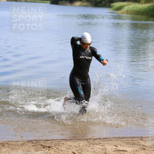16.06.2024 - 26. Vierlanden-Triathlon Strokosch-Dieckow http://msf.ph/oto/6315803 16.06.2024 10:02:43 Schwimmen 226, 226 meine-sportfotos.de