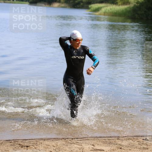 16.06.2024 - 26. Vierlanden-Triathlon Strokosch-Dieckow http://msf.ph/oto/6315836 16.06.2024 10:02:43 Schwimmen 226, 226 meine-sportfotos.de