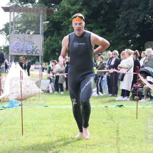 16.06.2024 - 26. Vierlanden-Triathlon Lena Gebhardt http://msf.ph/oto/6315848 16.06.2024 09:52:44 Schwimmen 151, 151 meine-sportfotos.de