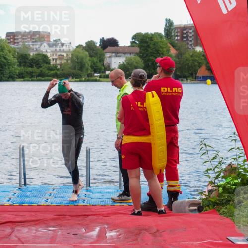 16.06.2024 - 7 Türme Triathlon KatJ http://msf.ph/oto/6315876 16.06.2024 11:26:47 Schwimmen 146 meine-sportfotos.de