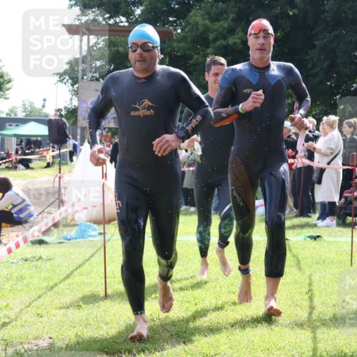 16.06.2024 - 26. Vierlanden-Triathlon Lena Gebhardt http://msf.ph/oto/6315895 16.06.2024 09:53:19 Schwimmen 143, 206, 216, 143, 206, 216 meine-sportfotos.de