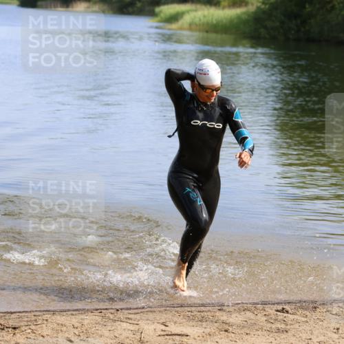 16.06.2024 - 26. Vierlanden-Triathlon Strokosch-Dieckow http://msf.ph/oto/6315905 16.06.2024 10:02:44 Schwimmen 226, 226 meine-sportfotos.de