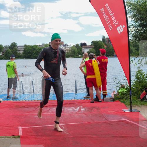16.06.2024 - 7 Türme Triathlon KatJ http://msf.ph/oto/6315911 16.06.2024 11:26:50 Schwimmen 146 meine-sportfotos.de
