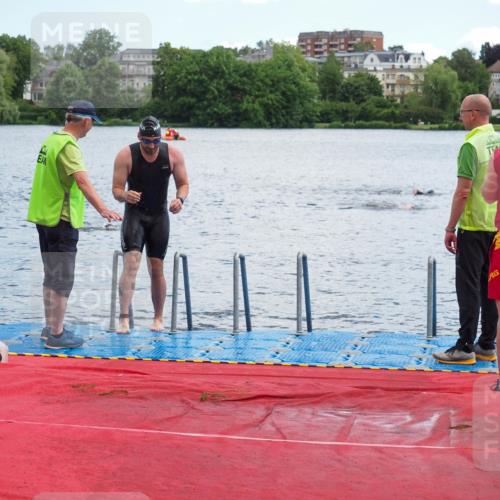 16.06.2024 - 7 Türme Triathlon KatJ http://msf.ph/oto/6315941 16.06.2024 11:27:28 Schwimmen 256 meine-sportfotos.de