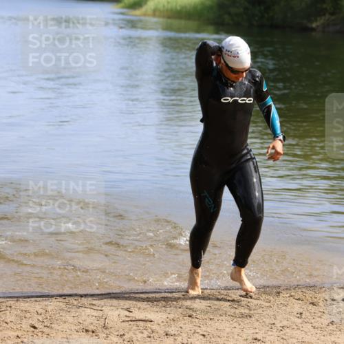 16.06.2024 - 26. Vierlanden-Triathlon Strokosch-Dieckow http://msf.ph/oto/6315962 16.06.2024 10:02:44 Schwimmen 226, 226 meine-sportfotos.de