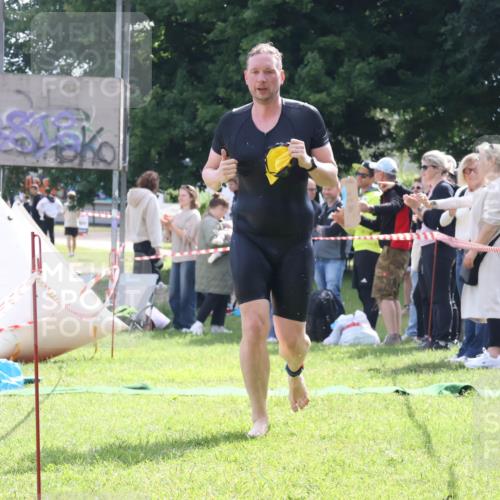 16.06.2024 - 26. Vierlanden-Triathlon Lena Gebhardt http://msf.ph/oto/6315964 16.06.2024 09:53:44 Schwimmen 67, 67 meine-sportfotos.de