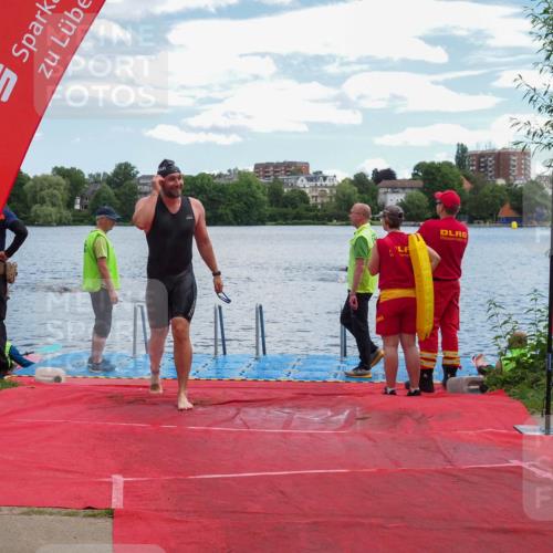 16.06.2024 - 7 Türme Triathlon KatJ http://msf.ph/oto/6315997 16.06.2024 11:27:32 Schwimmen 256 meine-sportfotos.de
