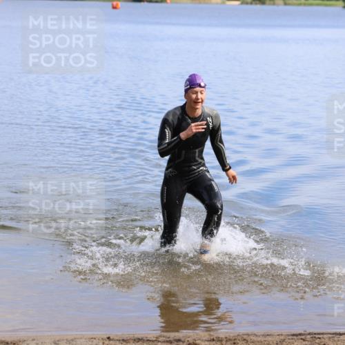 16.06.2024 - 26. Vierlanden-Triathlon Strokosch-Dieckow http://msf.ph/oto/6316014 16.06.2024 10:03:14 Schwimmen 225, 225 meine-sportfotos.de