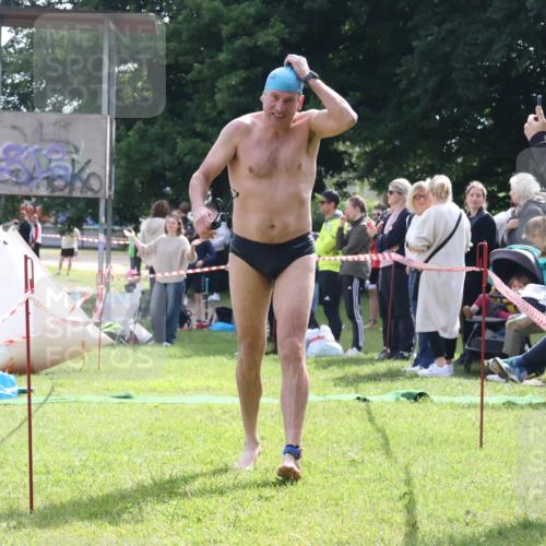 16.06.2024 - 26. Vierlanden-Triathlon Lena Gebhardt http://msf.ph/oto/6316017 16.06.2024 09:54:04 Schwimmen 156, 156 meine-sportfotos.de