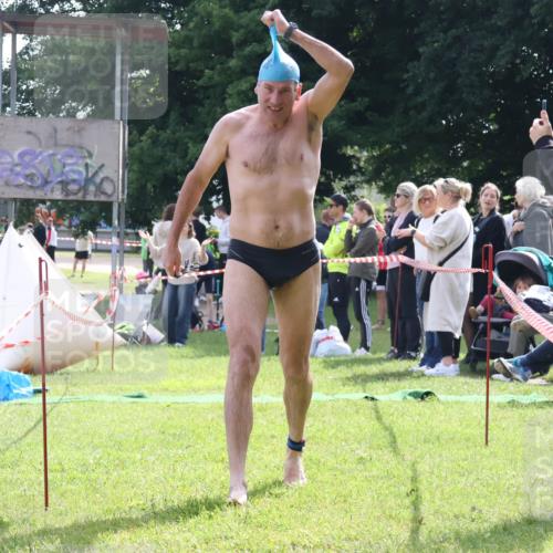 16.06.2024 - 26. Vierlanden-Triathlon Lena Gebhardt http://msf.ph/oto/6316022 16.06.2024 09:54:04 Schwimmen 156, 156 meine-sportfotos.de