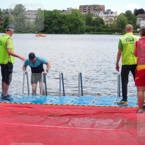 16.06.2024 - 7 Türme Triathlon KatJ http://msf.ph/oto/6316041 16.06.2024 11:27:59 Schwimmen 236, 251, 258, 266 meine-sportfotos.de
