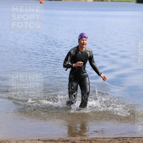 16.06.2024 - 26. Vierlanden-Triathlon Strokosch-Dieckow http://msf.ph/oto/6316046 16.06.2024 10:03:14 Schwimmen 225, 225 meine-sportfotos.de