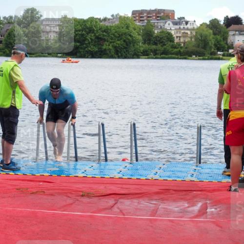 16.06.2024 - 7 Türme Triathlon KatJ http://msf.ph/oto/6316050 16.06.2024 11:28:00 Schwimmen 236, 251, 258, 266 meine-sportfotos.de