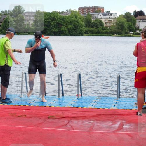 16.06.2024 - 7 Türme Triathlon KatJ http://msf.ph/oto/6316074 16.06.2024 11:28:01 Schwimmen 236, 251, 258, 266 meine-sportfotos.de