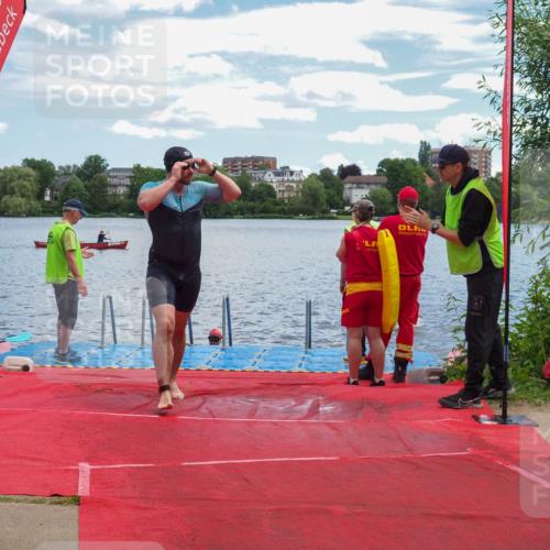 16.06.2024 - 7 Türme Triathlon KatJ http://msf.ph/oto/6316094 16.06.2024 11:28:04 Schwimmen 236, 251, 258, 266 meine-sportfotos.de