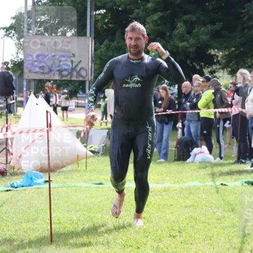 16.06.2024 - 26. Vierlanden-Triathlon Lena Gebhardt http://msf.ph/oto/6316095 16.06.2024 09:54:48 Schwimmen 119, 119 meine-sportfotos.de