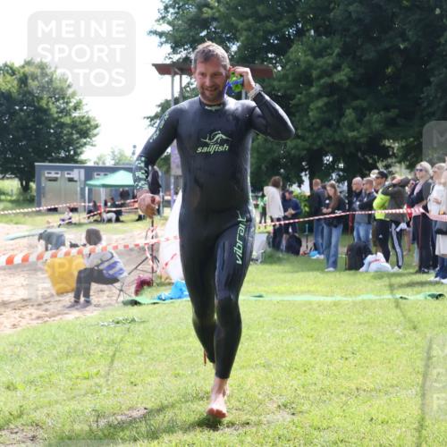 16.06.2024 - 26. Vierlanden-Triathlon Lena Gebhardt http://msf.ph/oto/6316105 16.06.2024 09:54:49 Schwimmen 119, 119 meine-sportfotos.de