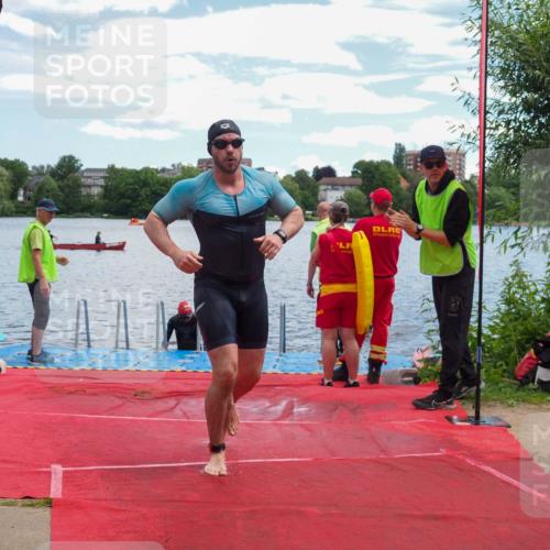 16.06.2024 - 7 Türme Triathlon KatJ http://msf.ph/oto/6316121 16.06.2024 11:28:05 Schwimmen 236, 251, 258, 266 meine-sportfotos.de