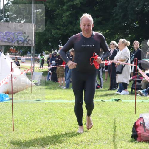 16.06.2024 - 26. Vierlanden-Triathlon Lena Gebhardt http://msf.ph/oto/6316136 16.06.2024 09:55:27 Schwimmen 132, 132 meine-sportfotos.de