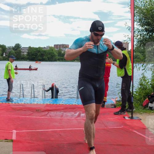 16.06.2024 - 7 Türme Triathlon KatJ http://msf.ph/oto/6316138 16.06.2024 11:28:06 Schwimmen 236, 251, 258, 266 meine-sportfotos.de