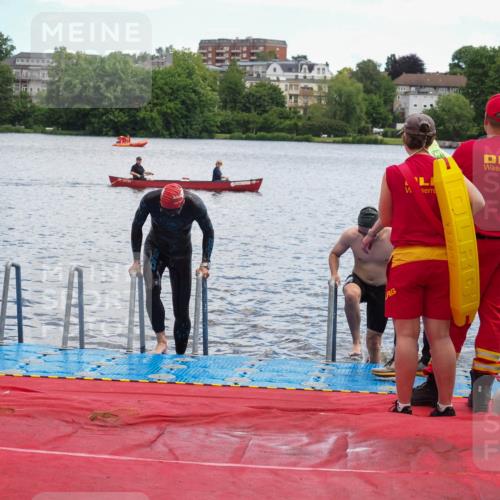 16.06.2024 - 7 Türme Triathlon KatJ http://msf.ph/oto/6316141 16.06.2024 11:28:10 Schwimmen 236, 251, 258, 266 meine-sportfotos.de