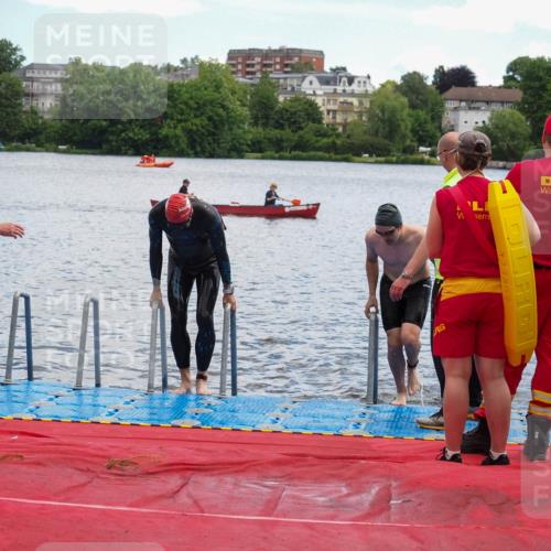 16.06.2024 - 7 Türme Triathlon KatJ http://msf.ph/oto/6316145 16.06.2024 11:28:10 Schwimmen 236, 251, 258, 266 meine-sportfotos.de