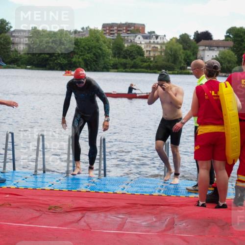 16.06.2024 - 7 Türme Triathlon KatJ http://msf.ph/oto/6316156 16.06.2024 11:28:11 Schwimmen 236, 251, 258, 266 meine-sportfotos.de