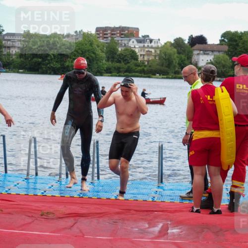 16.06.2024 - 7 Türme Triathlon KatJ http://msf.ph/oto/6316159 16.06.2024 11:28:12 Schwimmen 236, 251, 258, 266 meine-sportfotos.de