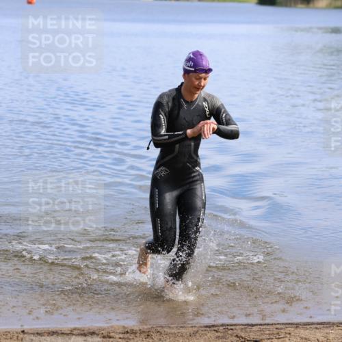 16.06.2024 - 26. Vierlanden-Triathlon Strokosch-Dieckow http://msf.ph/oto/6316165 16.06.2024 10:03:15 Schwimmen 225, 225 meine-sportfotos.de