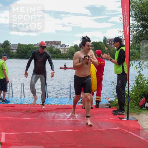 16.06.2024 - 7 Türme Triathlon KatJ http://msf.ph/oto/6316185 16.06.2024 11:28:14 Schwimmen 236, 251, 258, 266 meine-sportfotos.de