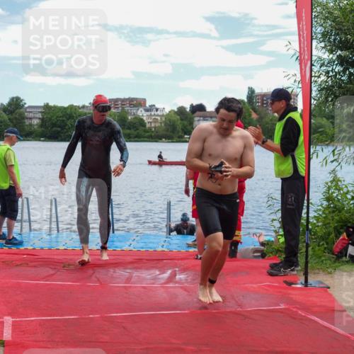 16.06.2024 - 7 Türme Triathlon KatJ http://msf.ph/oto/6316189 16.06.2024 11:28:14 Schwimmen 236, 251, 258, 266 meine-sportfotos.de