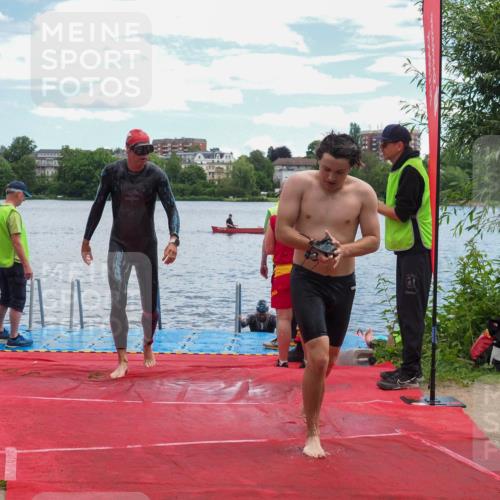 16.06.2024 - 7 Türme Triathlon KatJ http://msf.ph/oto/6316192 16.06.2024 11:28:15 Schwimmen 236, 251, 258, 266 meine-sportfotos.de