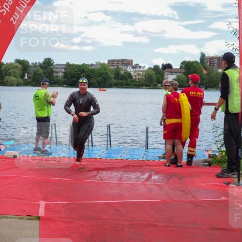 16.06.2024 - 7 Türme Triathlon KatJ http://msf.ph/oto/6316213 16.06.2024 11:28:19 Schwimmen 236, 251, 258, 266 meine-sportfotos.de