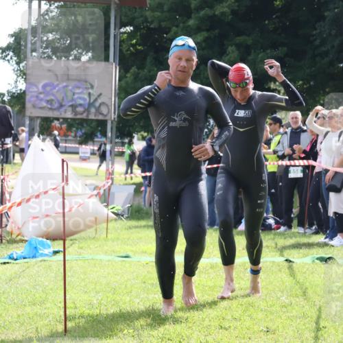 16.06.2024 - 26. Vierlanden-Triathlon Lena Gebhardt http://msf.ph/oto/6316223 16.06.2024 09:56:44 Schwimmen 48, 185, 214, 48, 185, 214 meine-sportfotos.de