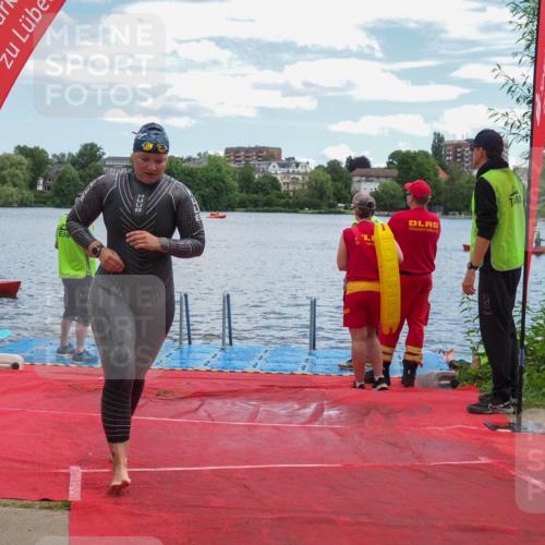 16.06.2024 - 7 Türme Triathlon KatJ http://msf.ph/oto/6316245 16.06.2024 11:28:21 Schwimmen 236, 251, 258, 266 meine-sportfotos.de