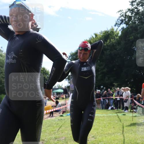 16.06.2024 - 26. Vierlanden-Triathlon Lena Gebhardt http://msf.ph/oto/6316246 16.06.2024 09:56:47 Schwimmen 48, 185, 48, 185 meine-sportfotos.de