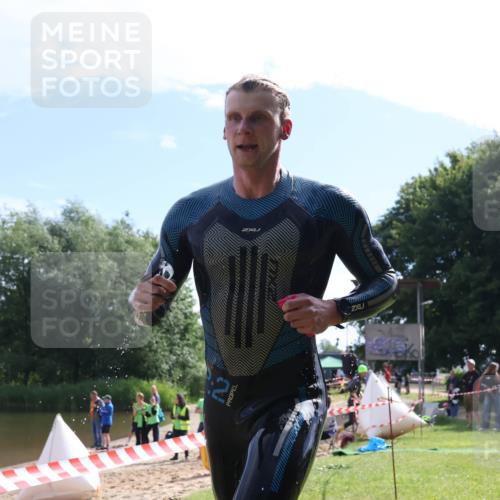 16.06.2024 - 26. Vierlanden-Triathlon Lena Gebhardt http://msf.ph/oto/6316312 16.06.2024 09:57:59 Schwimmen 50, 208, 50, 208 meine-sportfotos.de