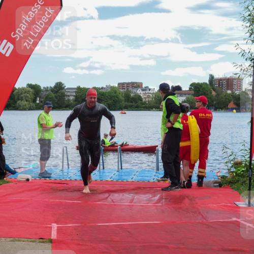 16.06.2024 - 7 Türme Triathlon KatJ http://msf.ph/oto/6316317 16.06.2024 11:28:32 Schwimmen 251 meine-sportfotos.de