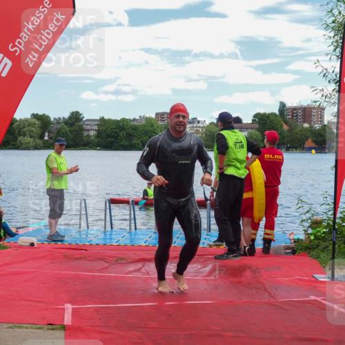16.06.2024 - 7 Türme Triathlon KatJ http://msf.ph/oto/6316329 16.06.2024 11:28:33 Schwimmen 251 meine-sportfotos.de