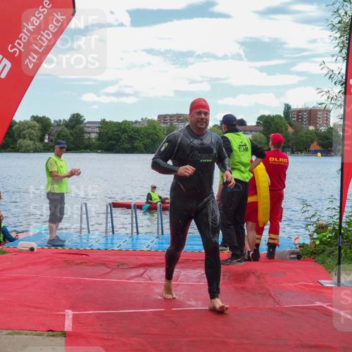 16.06.2024 - 7 Türme Triathlon KatJ http://msf.ph/oto/6316330 16.06.2024 11:28:33 Schwimmen 251 meine-sportfotos.de