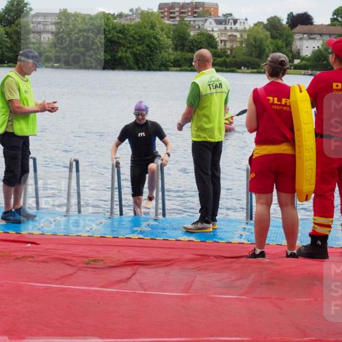16.06.2024 - 7 Türme Triathlon KatJ http://msf.ph/oto/6316365 16.06.2024 11:33:48 Schwimmen 224 meine-sportfotos.de