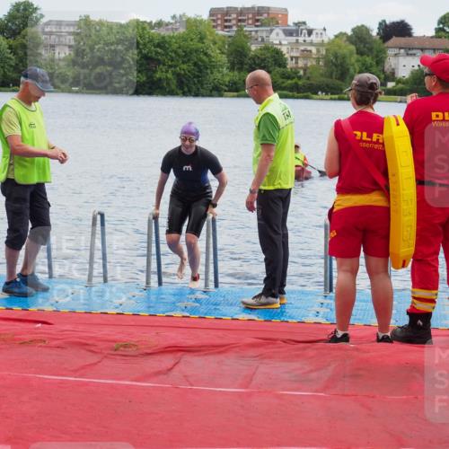 16.06.2024 - 7 Türme Triathlon KatJ http://msf.ph/oto/6316371 16.06.2024 11:33:49 Schwimmen 224 meine-sportfotos.de