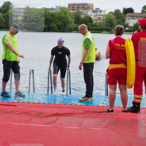 16.06.2024 - 7 Türme Triathlon KatJ http://msf.ph/oto/6316384 16.06.2024 11:33:49 Schwimmen 224 meine-sportfotos.de